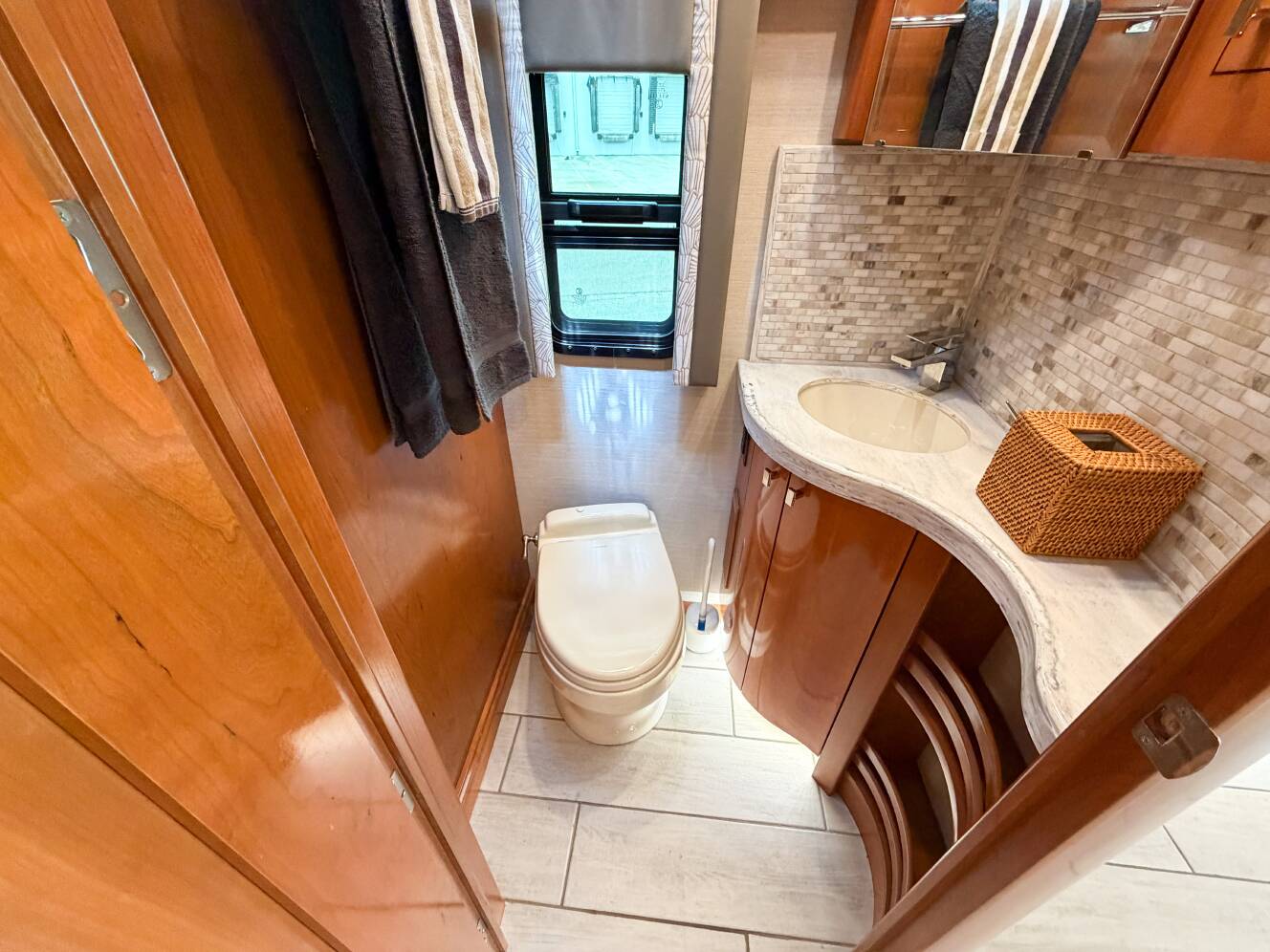 A photo of this 2021 Tiffin Motorhomes ZEPHYR 45 PZ