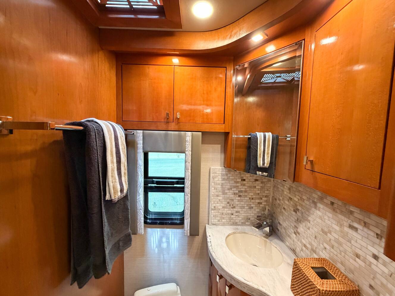 A photo of this 2021 Tiffin Motorhomes ZEPHYR 45 PZ