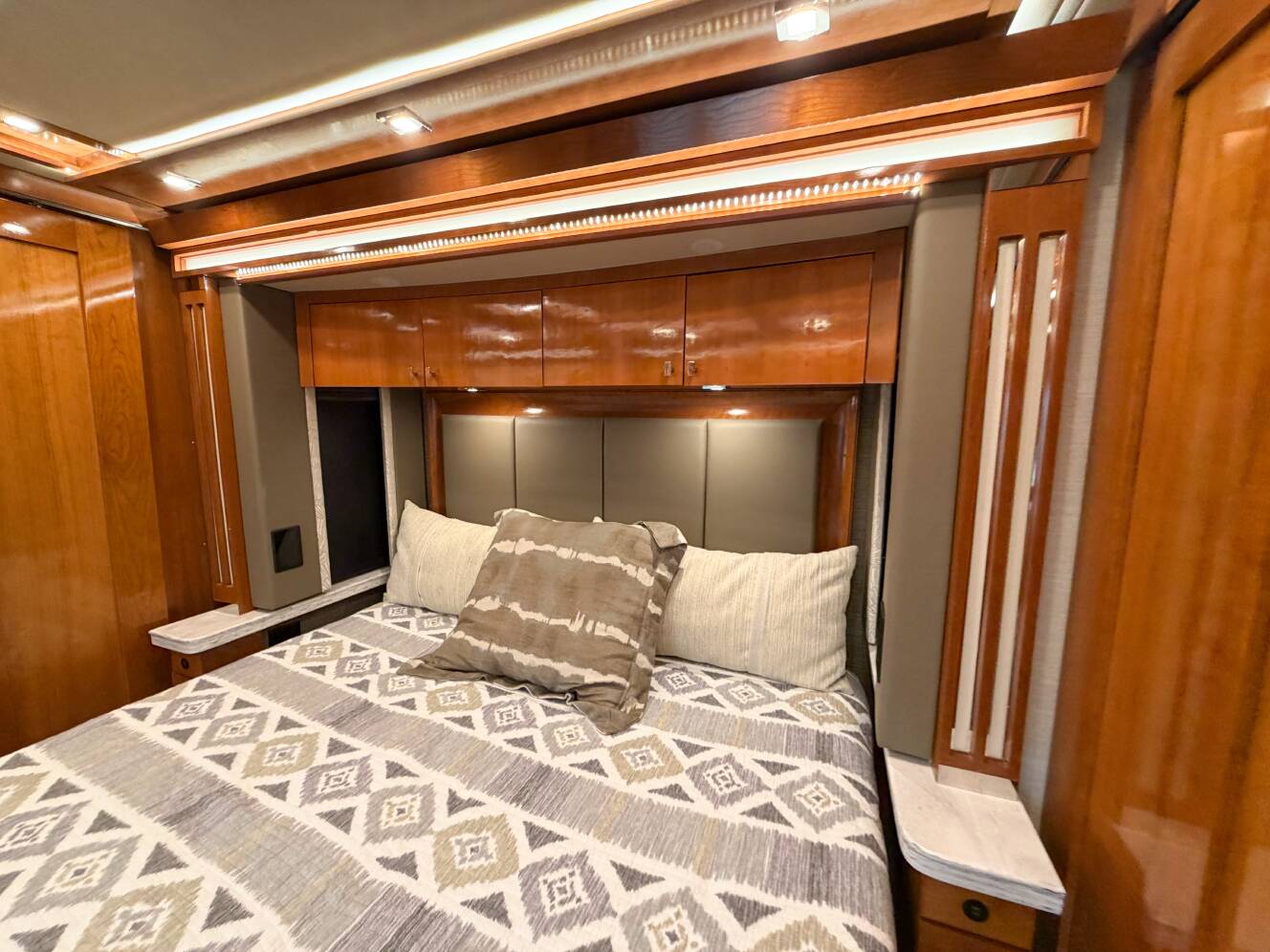 A photo of this 2021 Tiffin Motorhomes ZEPHYR 45 PZ