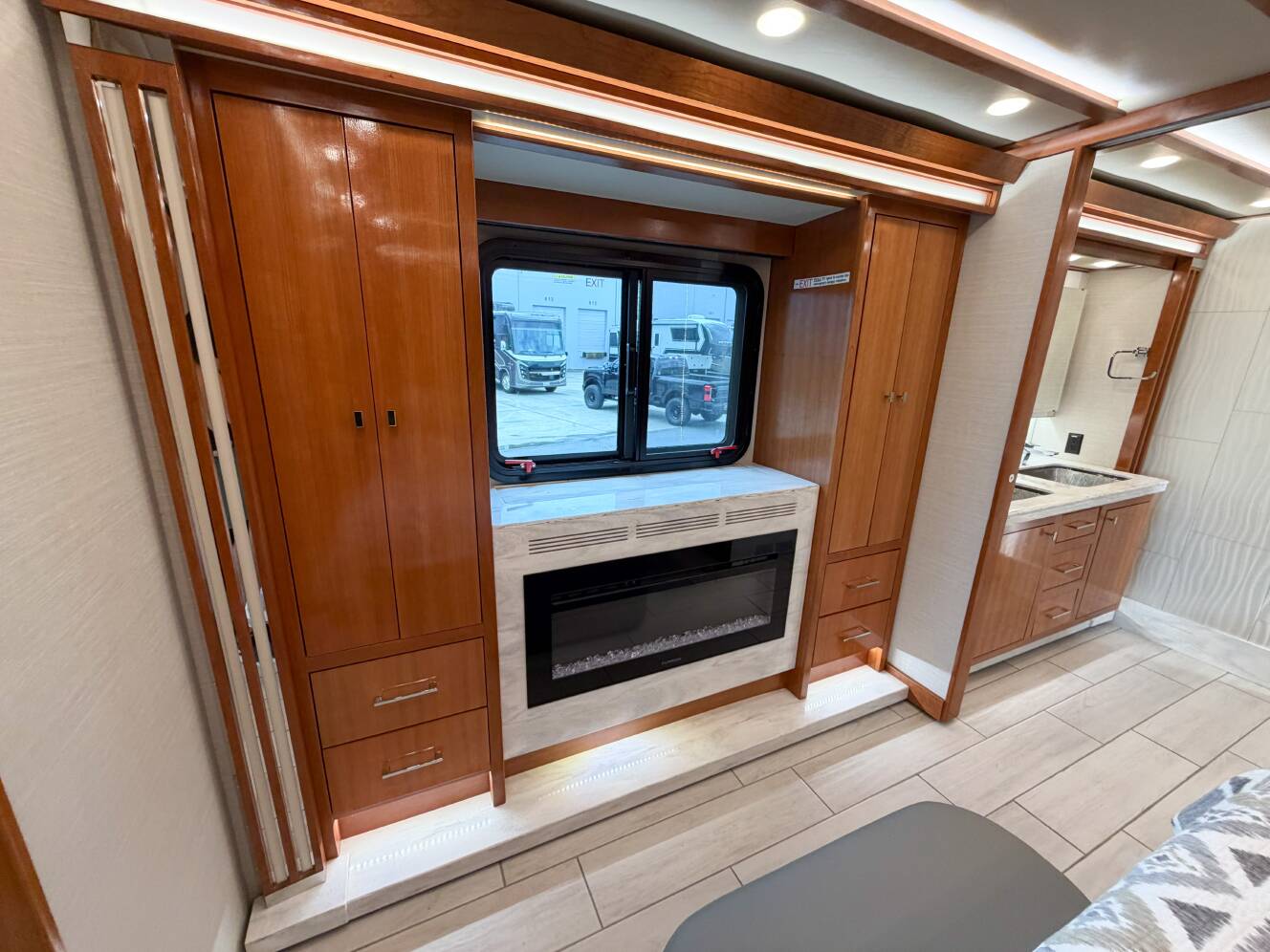 A photo of this 2021 Tiffin Motorhomes ZEPHYR 45 PZ