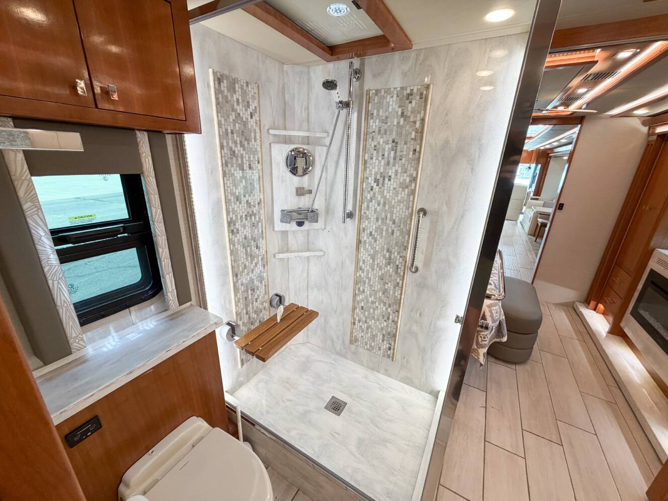 A photo of this 2021 Tiffin Motorhomes ZEPHYR 45 PZ