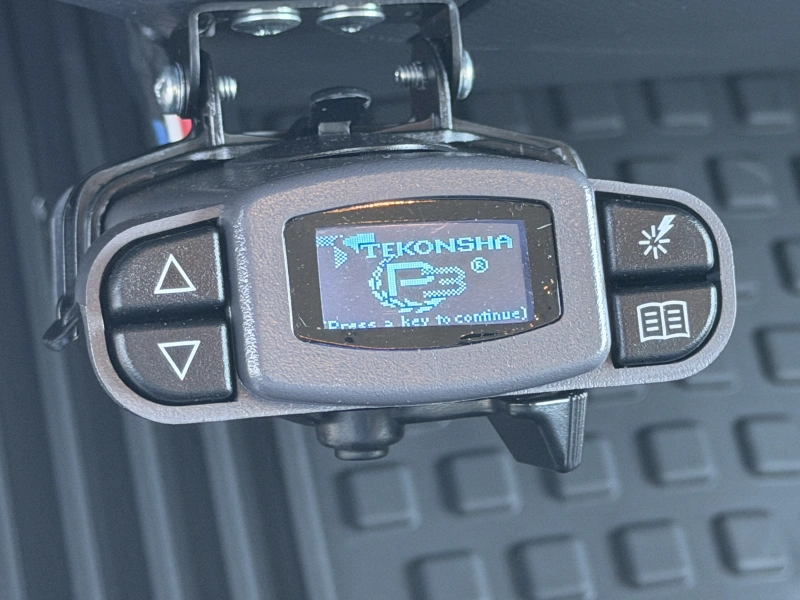 2025 ISUZU NRR GAS