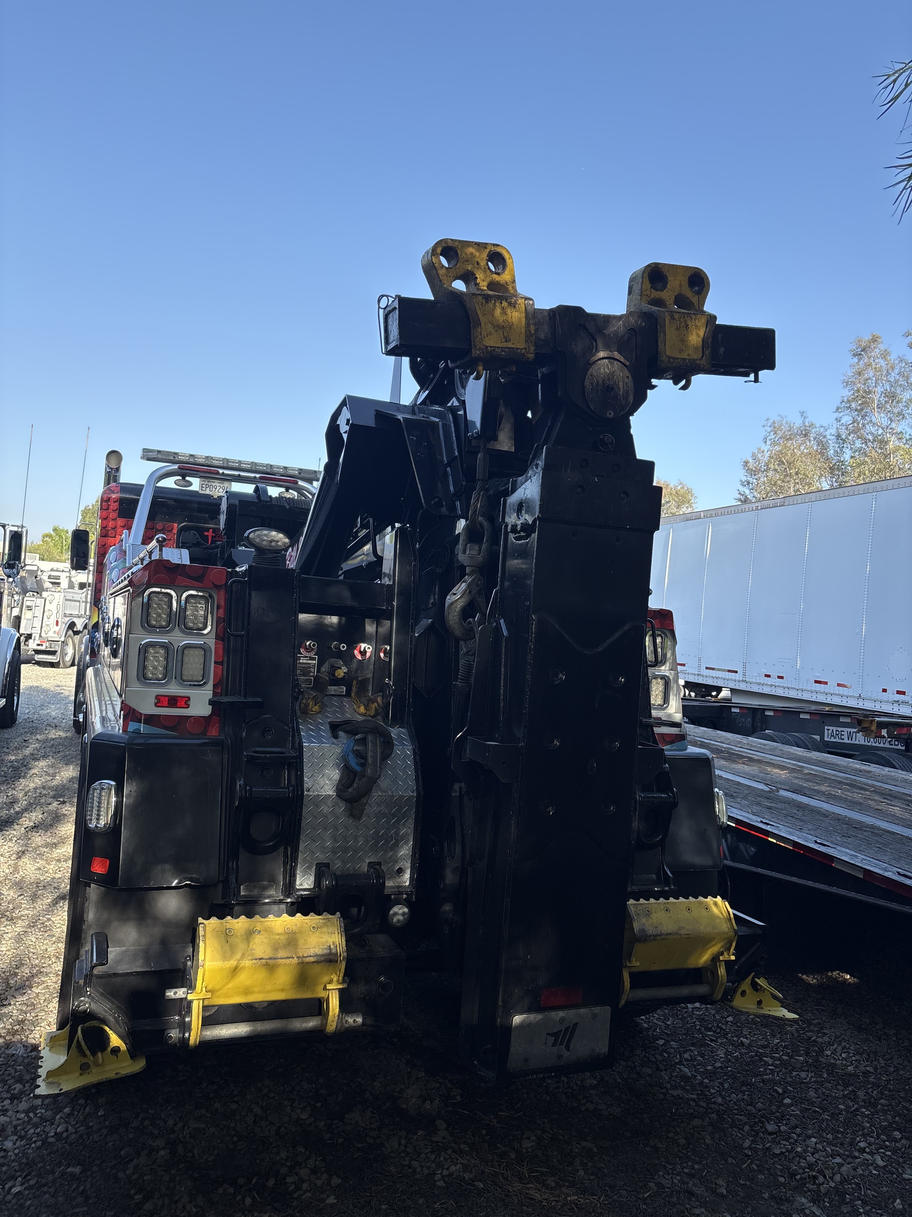 2020 PETERBILT 389 in Redlands, CA