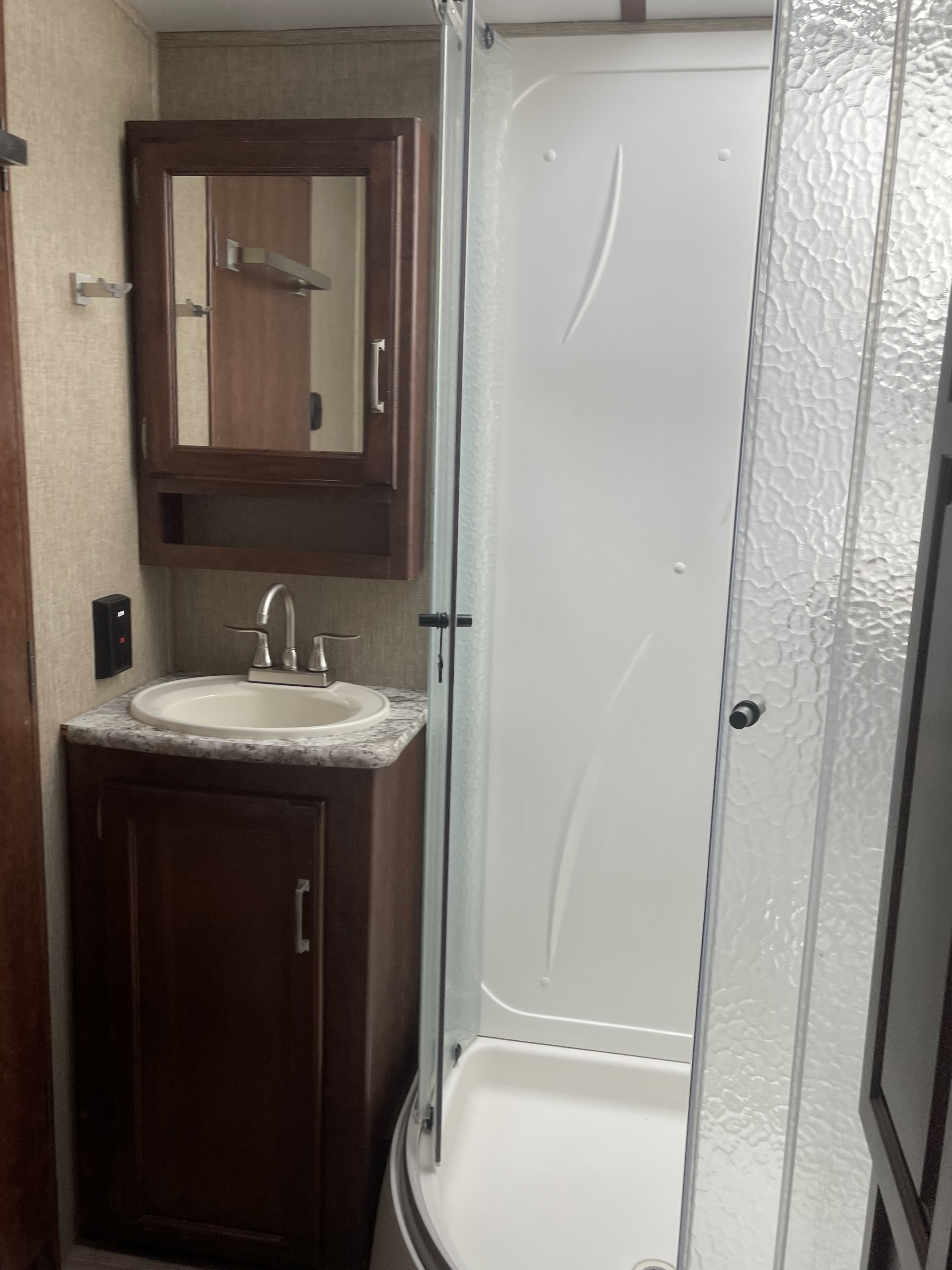2017 Keystone OUTBACK 332FK in jamestown ND