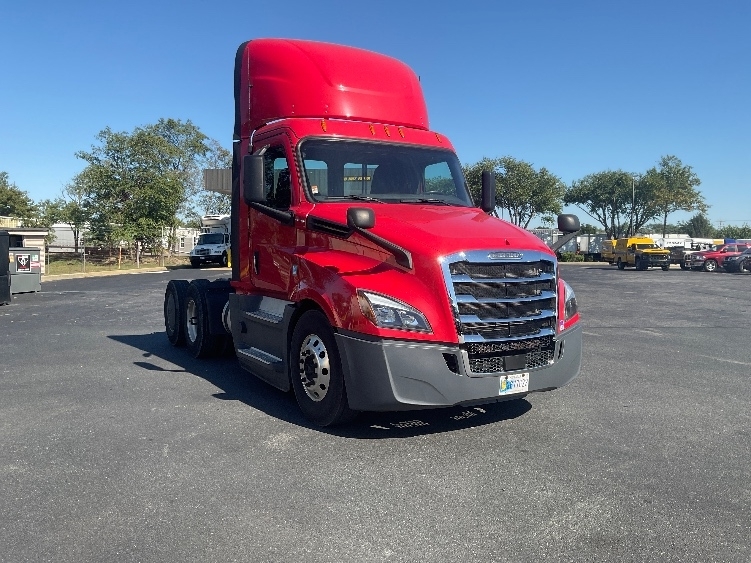 2019 FREIGHTLINER CASCADIA 126 in Eden, MD