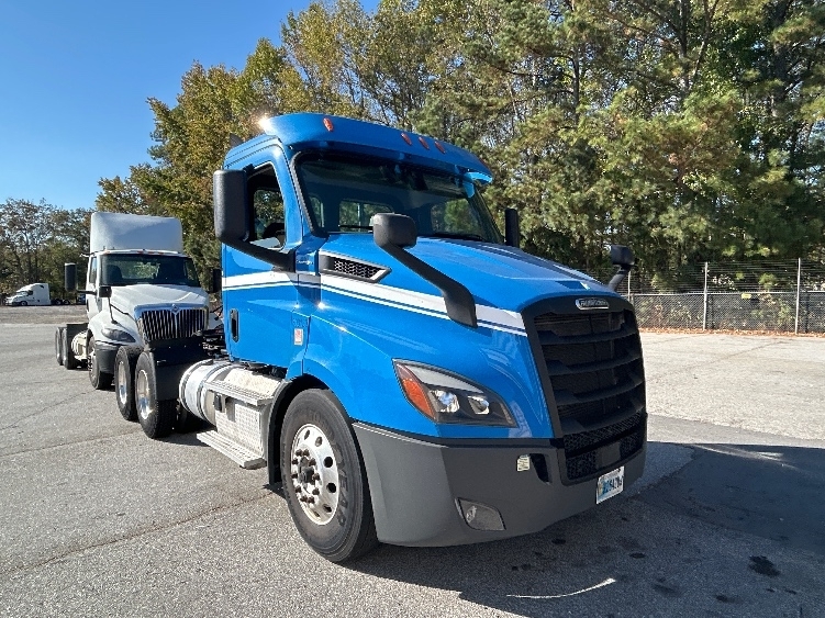 2019 FREIGHTLINER CASCADIA 116 in Anderson, SC
