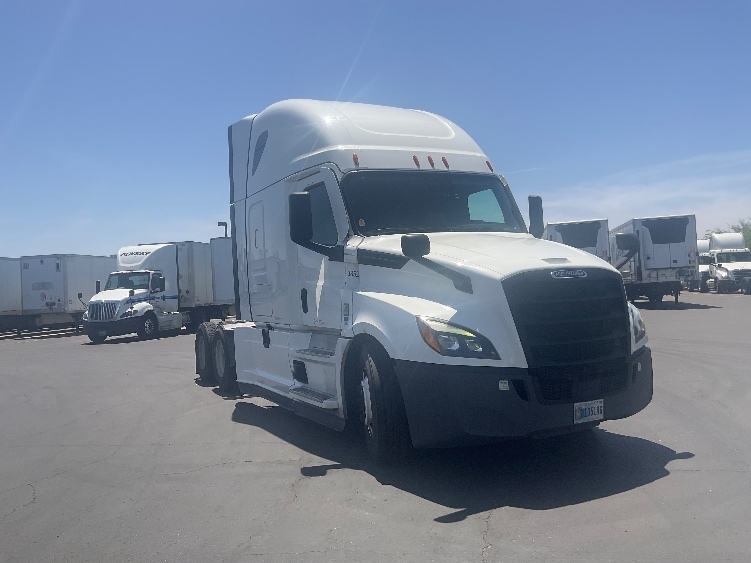 2022 FREIGHTLINER CASCADIA 126 in Phoenix, AZ