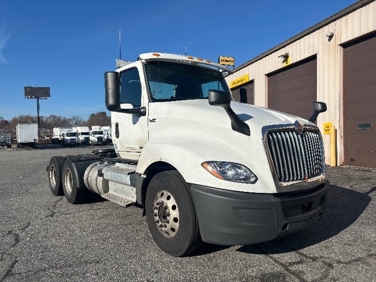 2020 INTERNATIONAL LT625 in Chicopee, MA