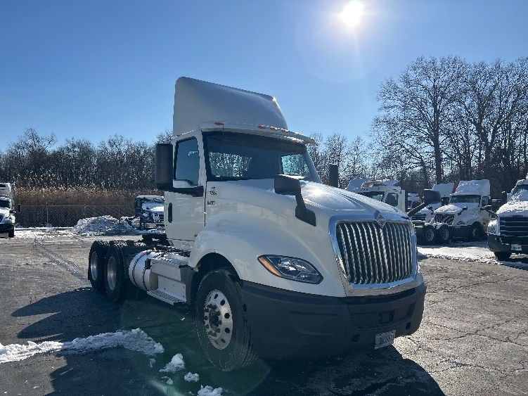 2020 INTERNATIONAL LT625 in Parsippany, NJ