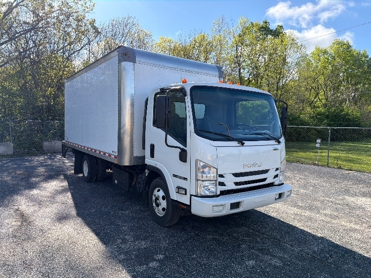 2022 ISUZU NPR HD in Louisville, KY