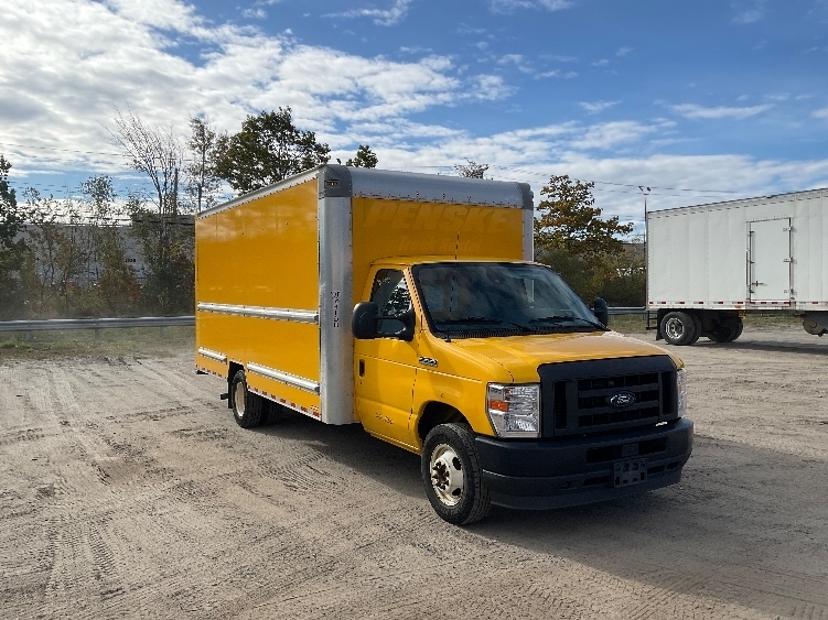 2022 FORD ECONOLINE in Londonderry, NH