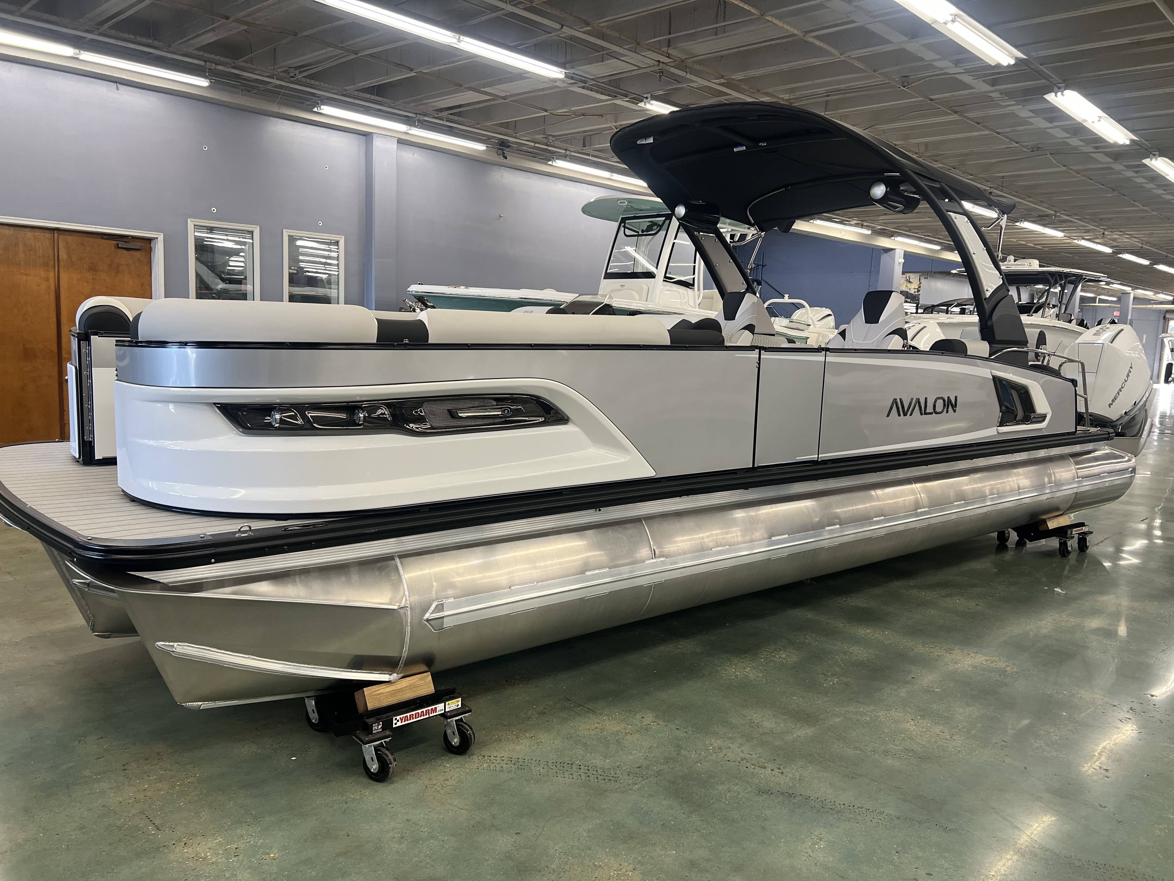 2026 Avalon 2785 Excalibur LTD Twin Quad Lounger Shift in metairie LA