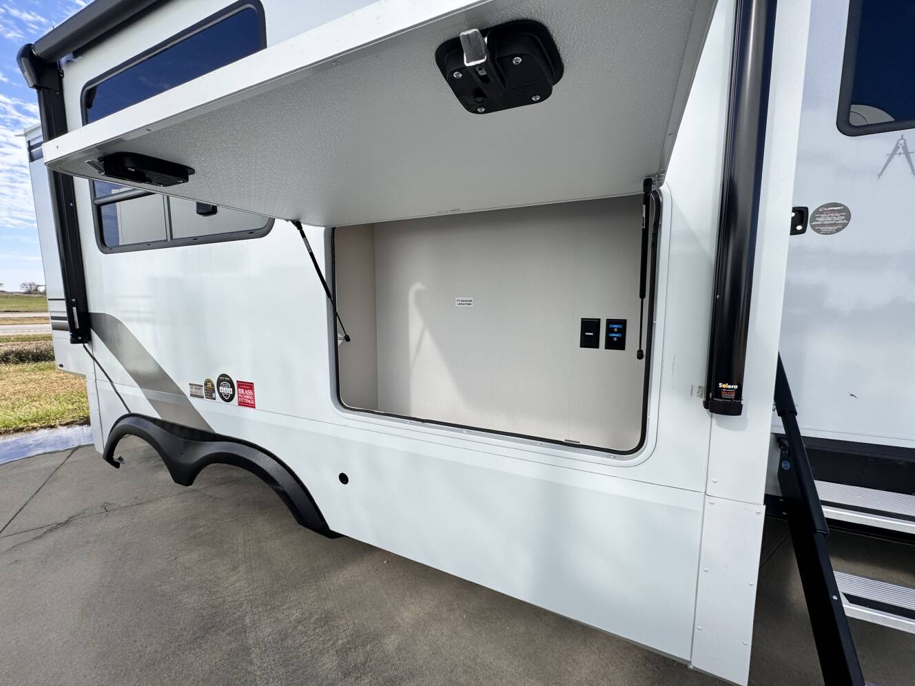 A photo of this 2026 Grand Design Influence 3804DS