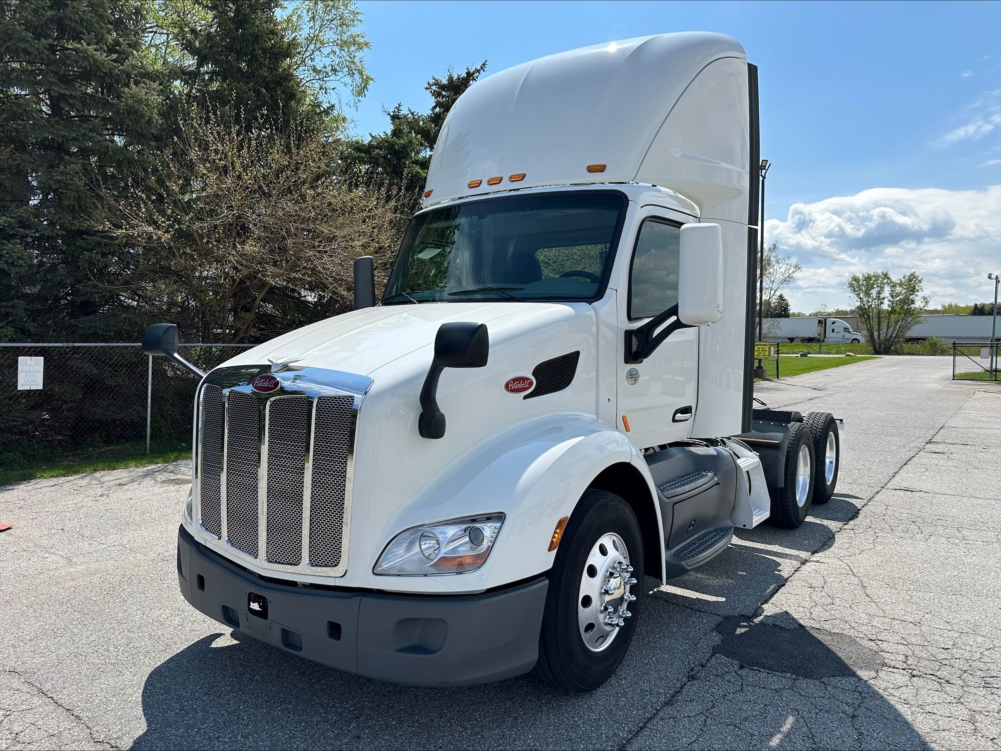 2021 PETERBILT 579 in Portage, IN