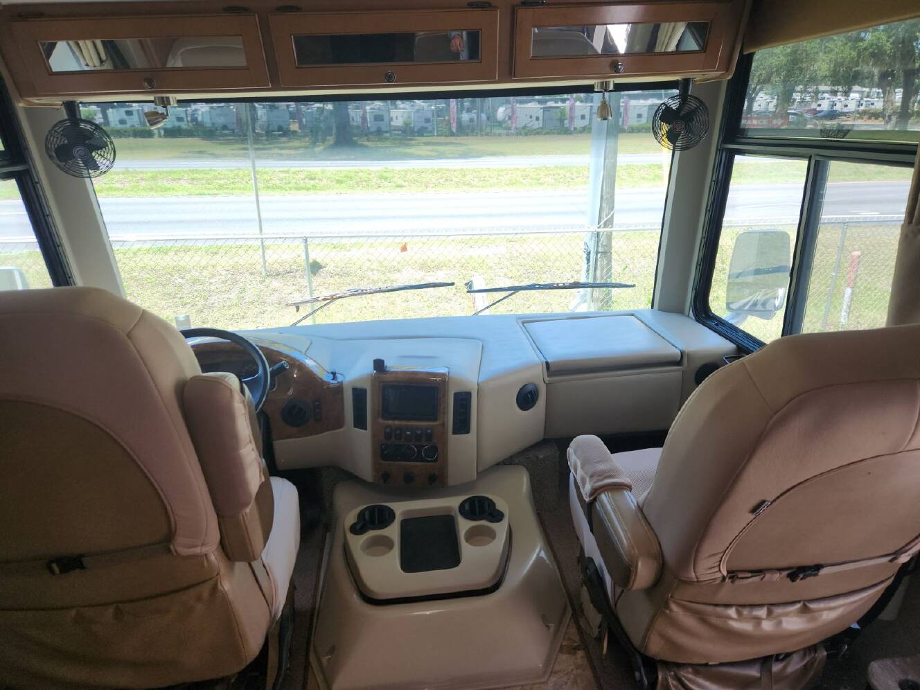 A photo of this 2017 Thor WINDSPORT 29M