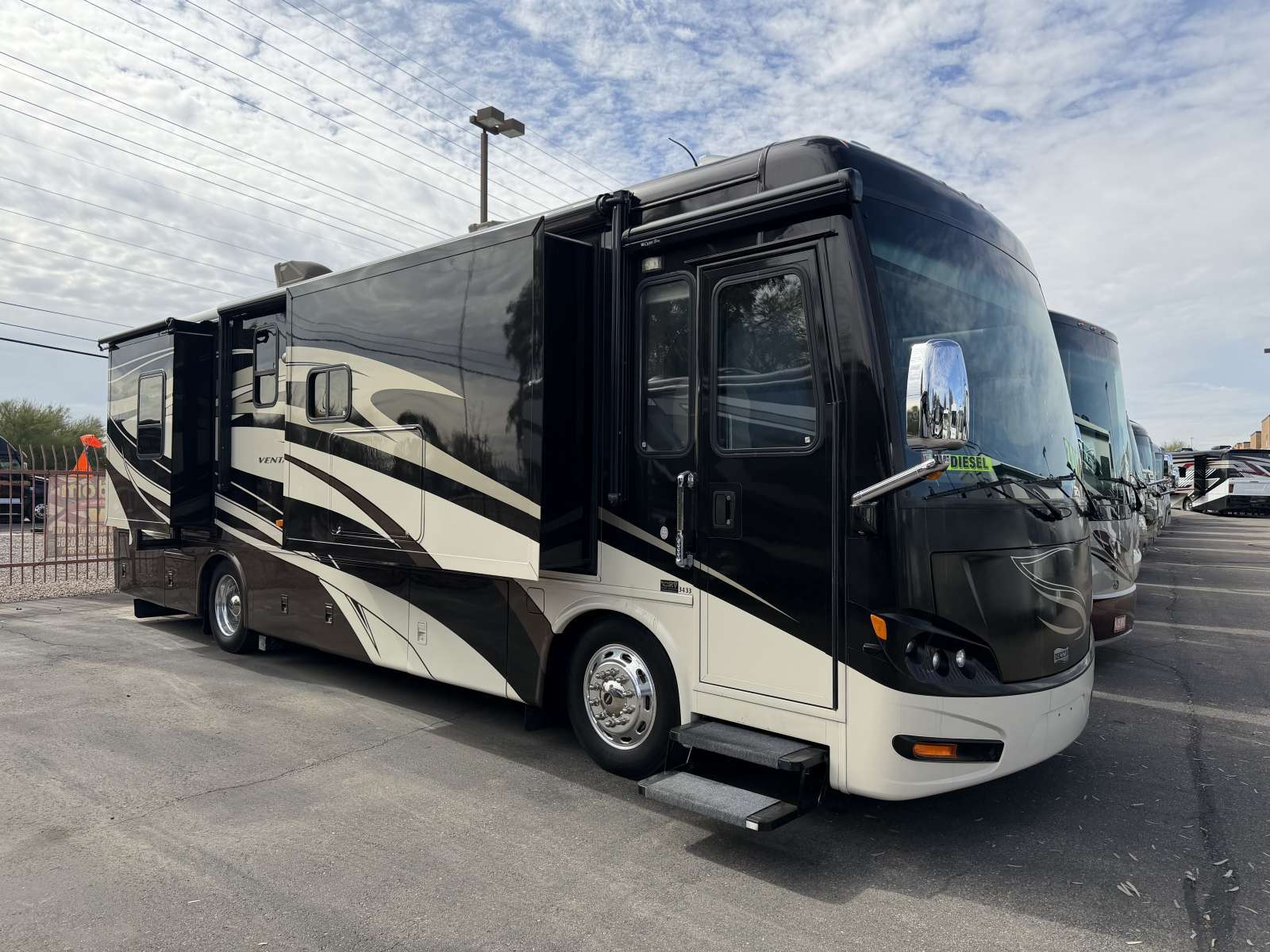 2012 Newmar Ventana 3433 RV