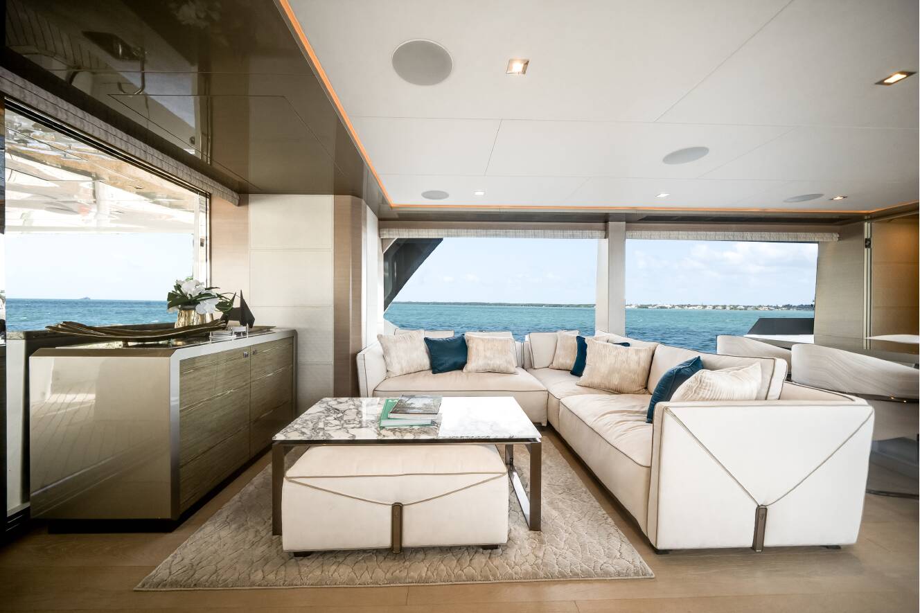 A photo of this 2023 Ocean Alexander 27R