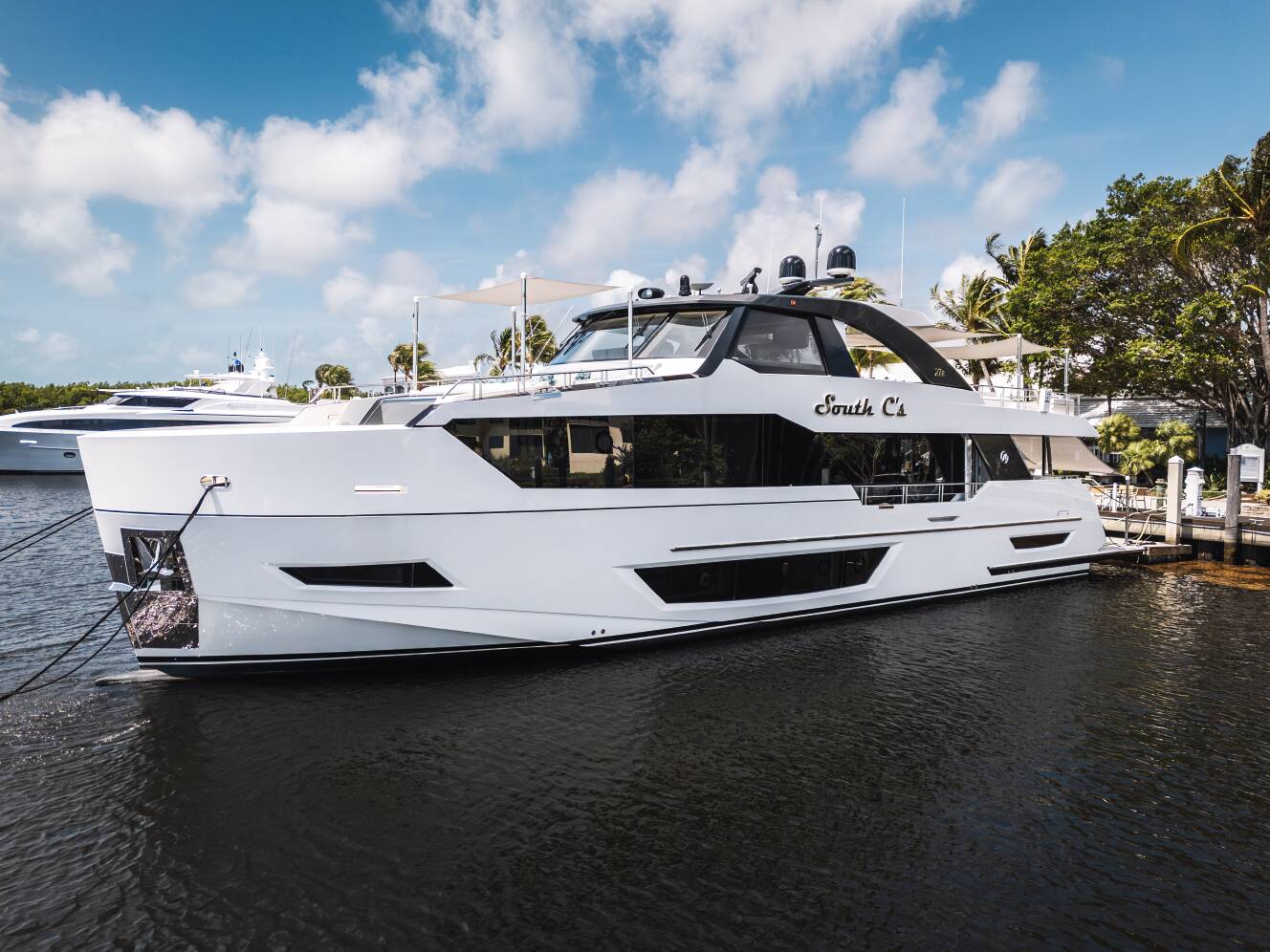 A photo of this 2023 Ocean Alexander 27R