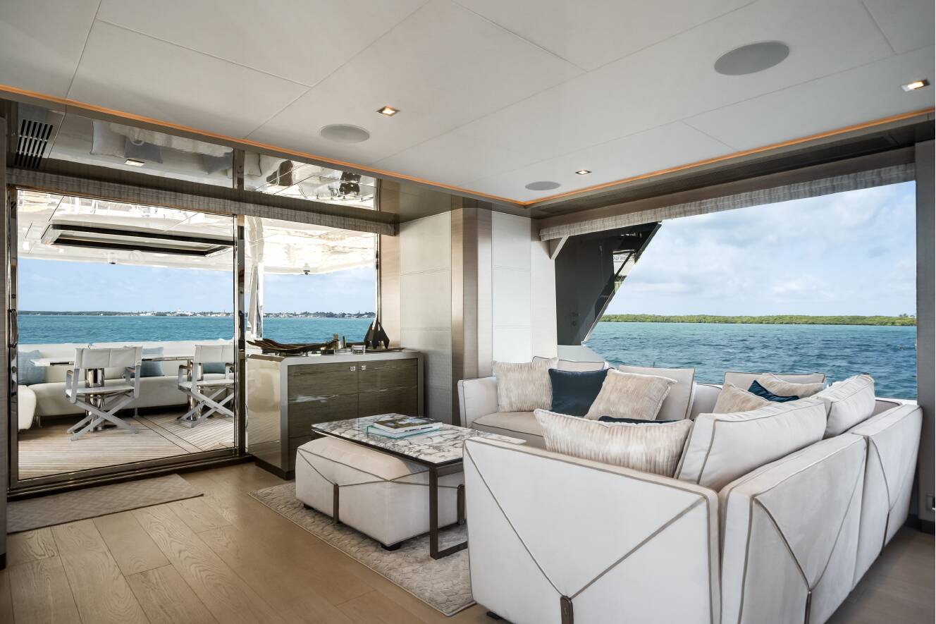 A photo of this 2023 Ocean Alexander 27R