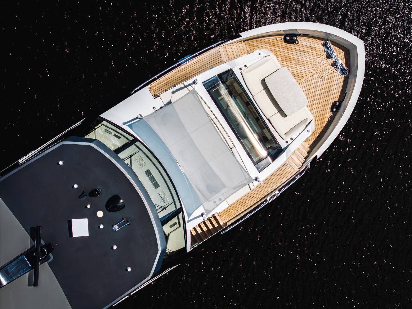 A photo of this 2023 Ocean Alexander 27R