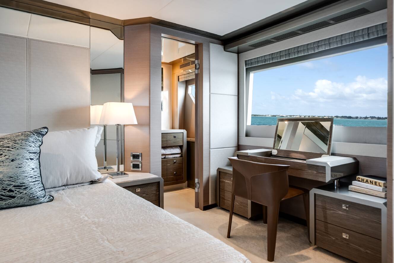 A photo of this 2023 Ocean Alexander 27R