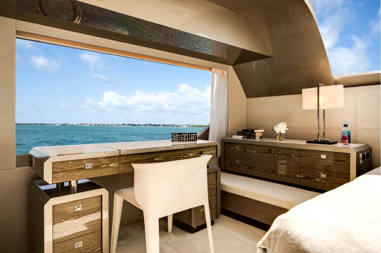 A photo of this 2023 Ocean Alexander 27R