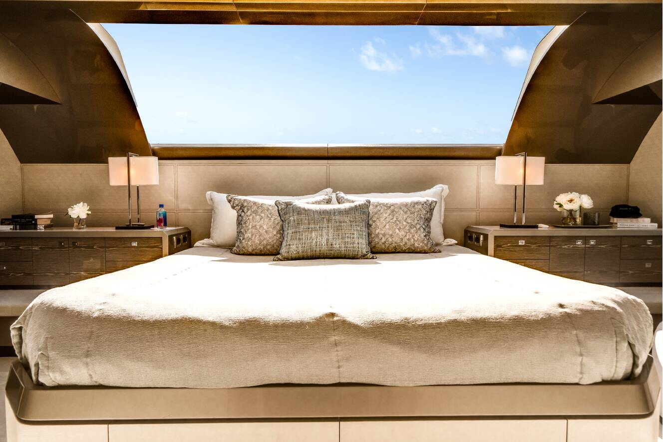 A photo of this 2023 Ocean Alexander 27R