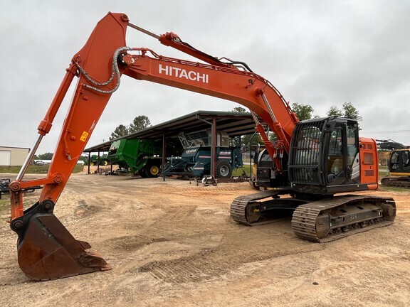 Hitachi Excavators Equipment listings For Sale Near Lietchfield
