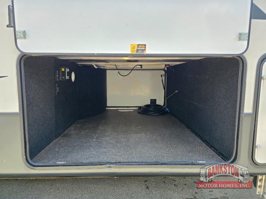 2021 Keystone Rv Montana 3230CK in huntsville AL