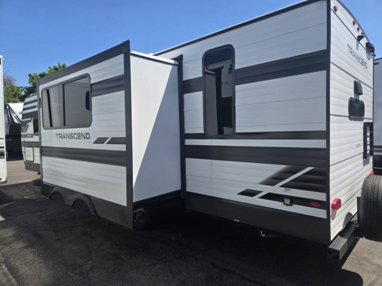 A photo of this 2026 Grand Design Transcend 285RKT