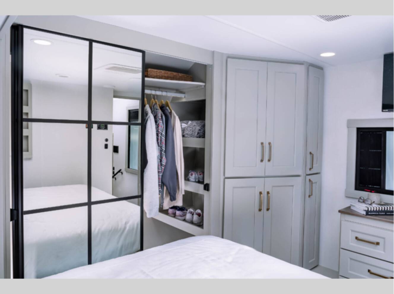 A photo of this 2026 Brinkley Model G 3970