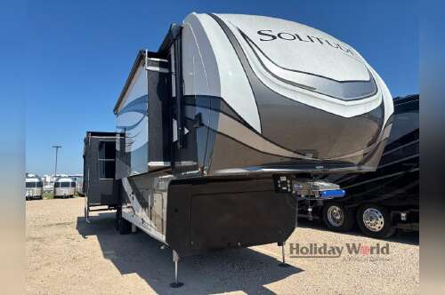 2025 Grand Design Solitude 417KB in katy TX