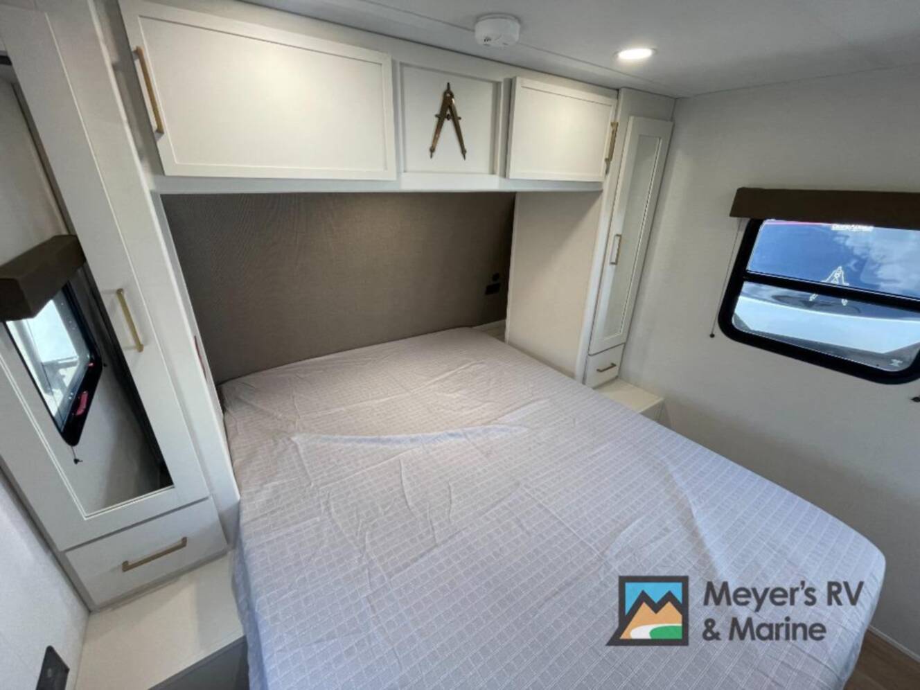 A photo of this 2026 Grand Design Transcend 285RKT
