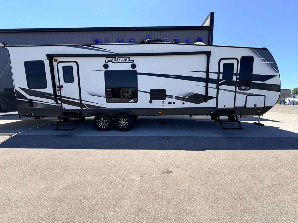 2022 Heartland Fuel 305 Travel Trailer Toy Hauler RV