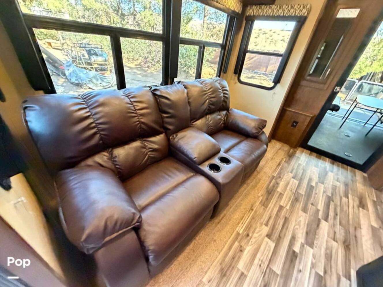 A photo of this 2015 Grand Design Momentum 385TH