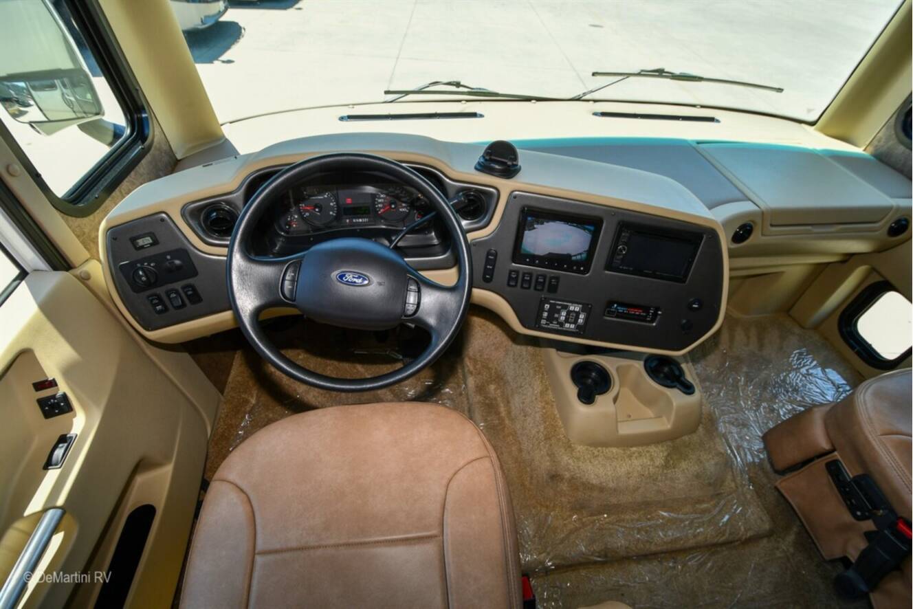A photo of this 2014 Tiffin Allegro Open Road 36LA