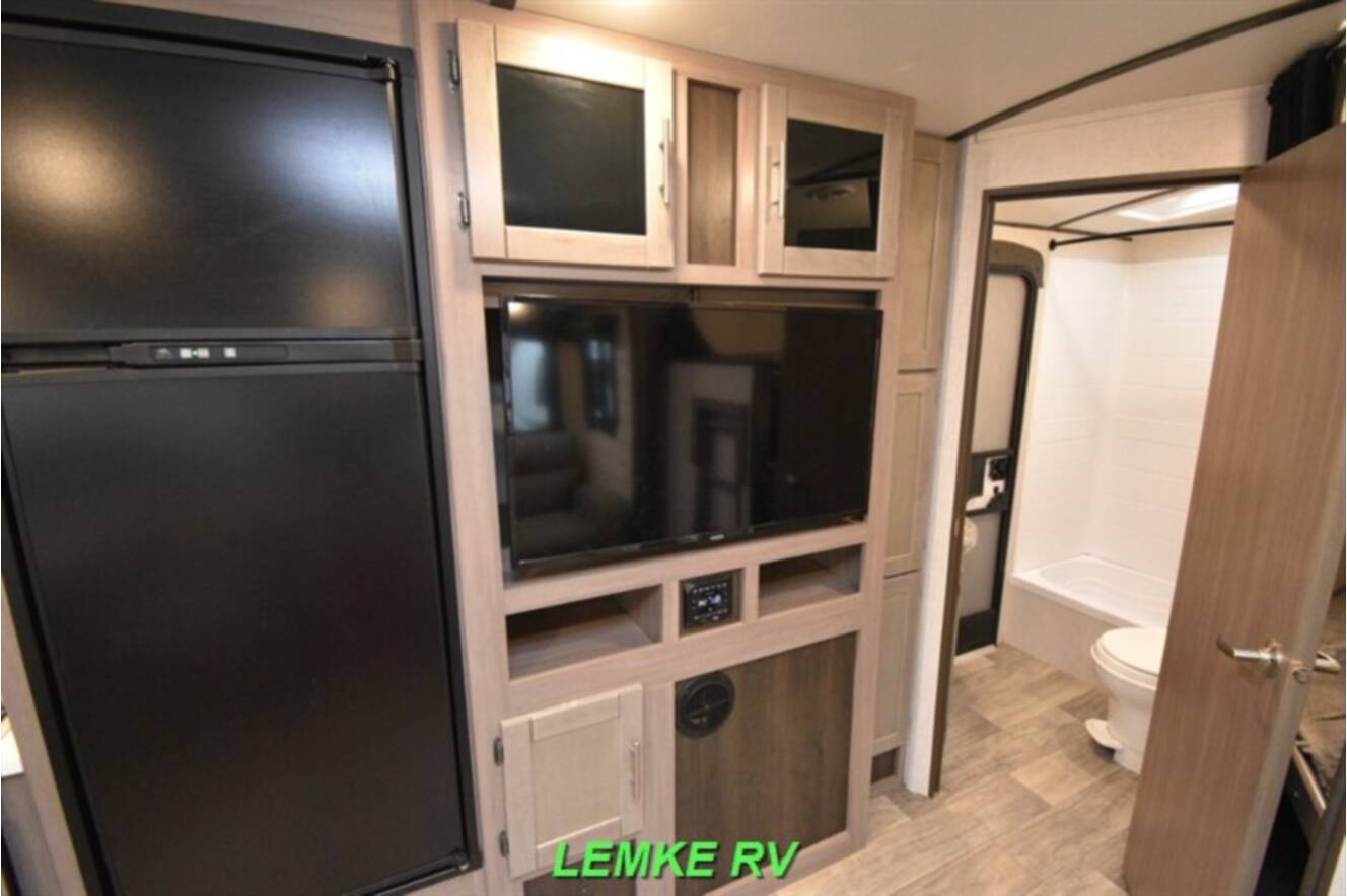 A photo of this 2021 Crossroads Rv Sunset Trail 272BH