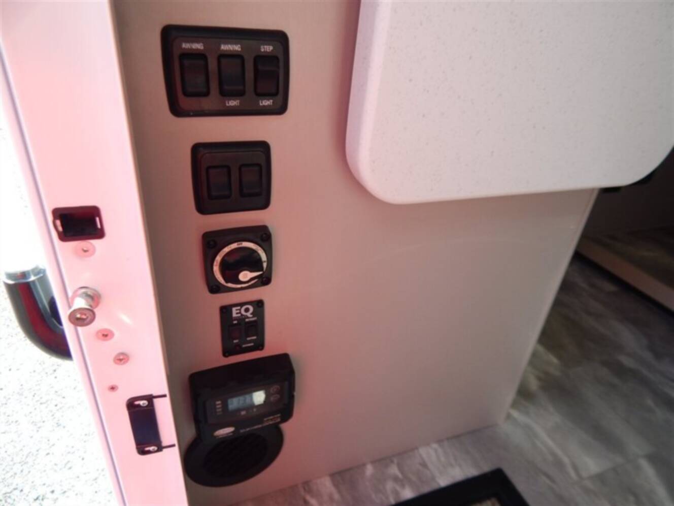 A photo of this 2022 Thor Quantum LC25