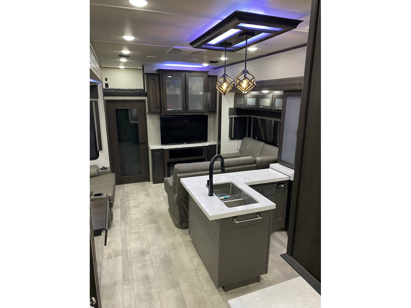 A photo of this 2022 Grand Design MOMENTUM M-CLASS 395MSR