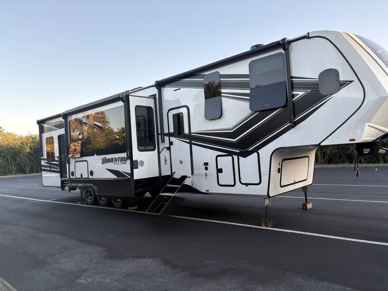 A photo of this 2022 Grand Design MOMENTUM M-CLASS 395MSR