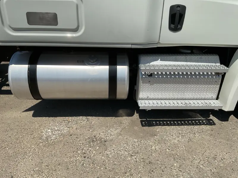 2020 FREIGHTLINER CASCADIA 126