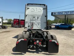 2020 FREIGHTLINER CASCADIA 126