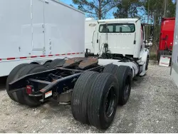 2015 Freightliner M2 112