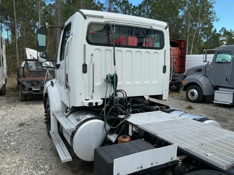2015 Freightliner M2 112