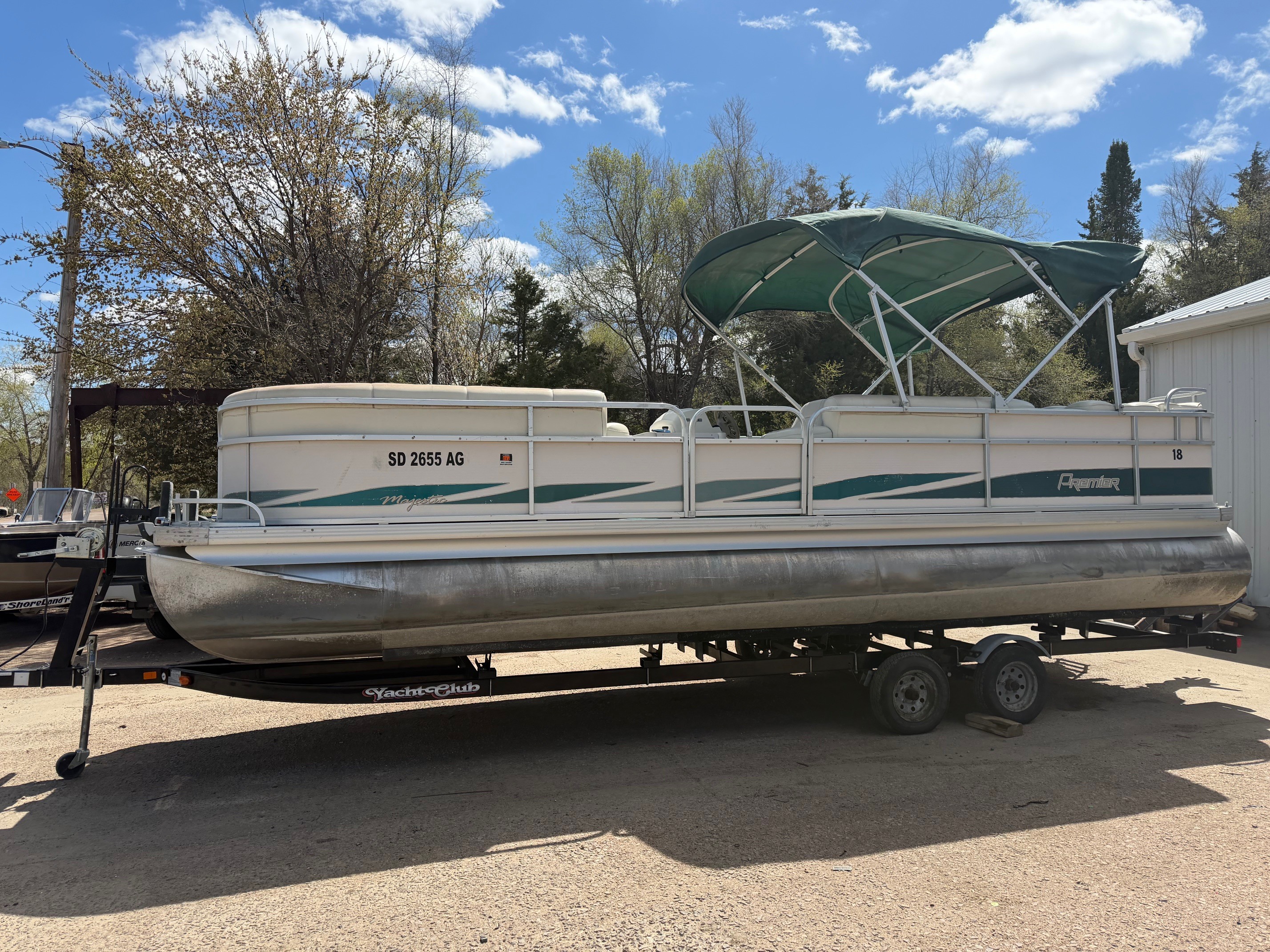 1997 Premier LTD 250 GRAND MAJESTIC in chamberlain SD