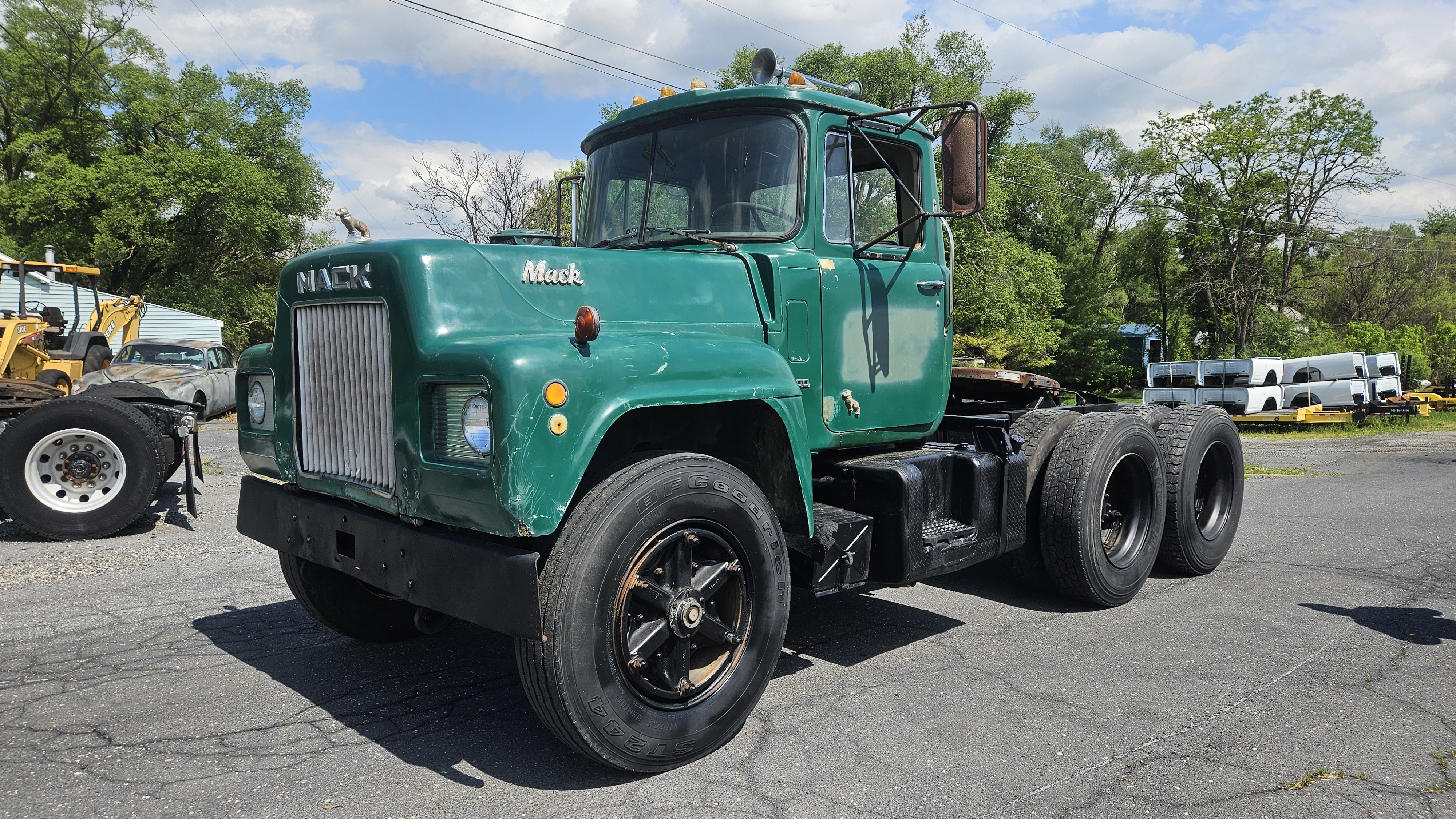 1974 MACK R685ST in Harrisonburg, VA