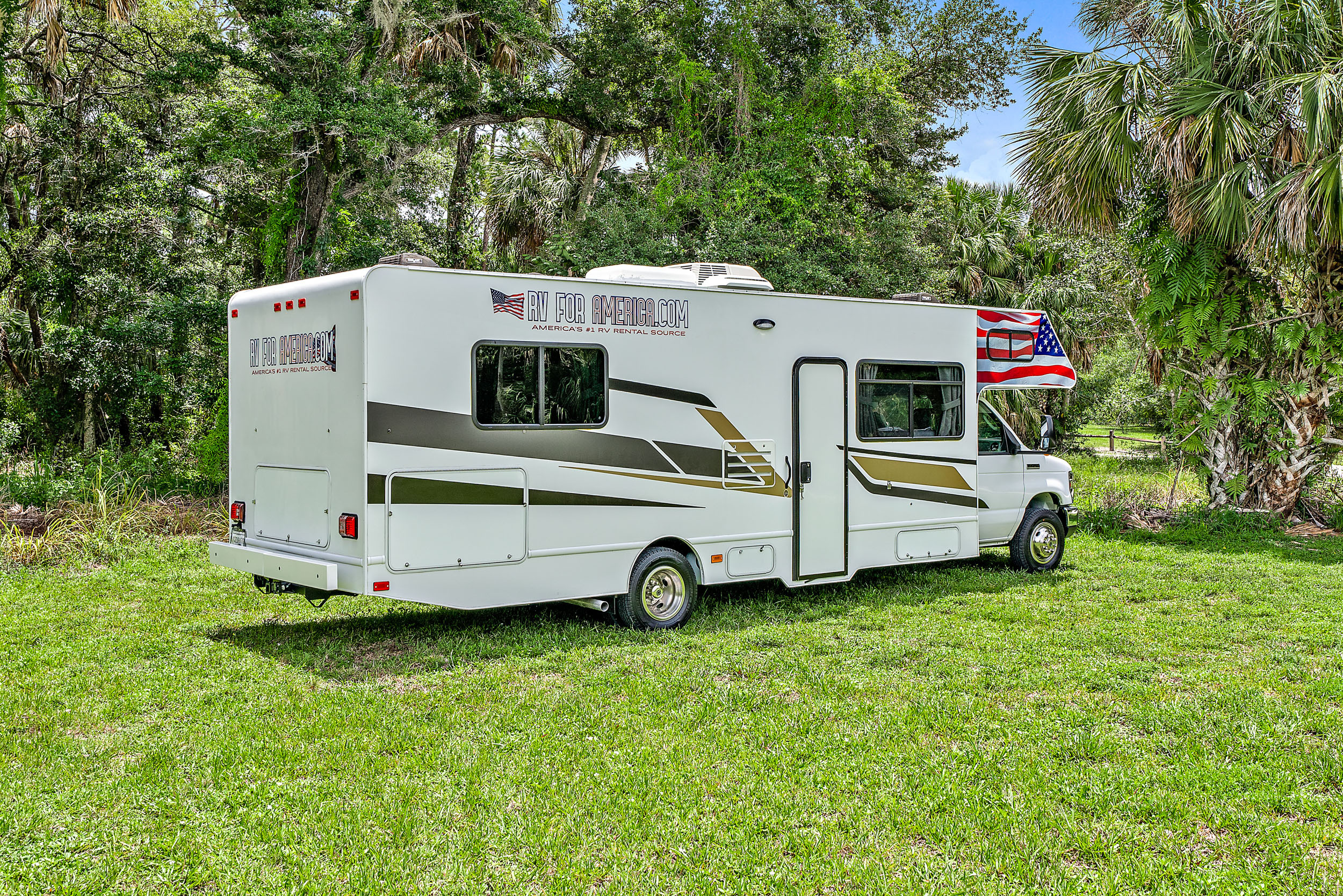 2020 Tiffin Motorhomes WAYFARER 28TM in palm beach gardens FL