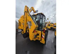2023 JCB 3CX