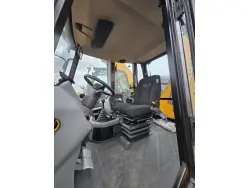 2023 JCB 3CX