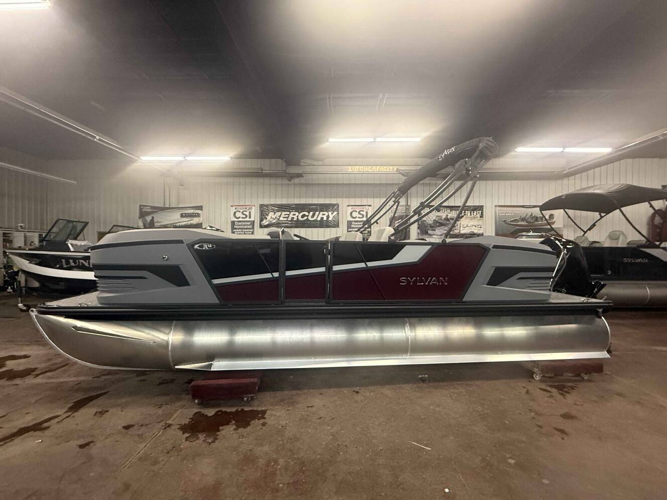 A photo of this 2026 Sylvan R-22 PF